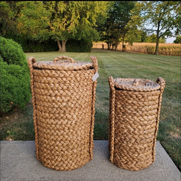 POTTERY BARN BEACHCOMBER HAMPERS - Picture 2 of 9